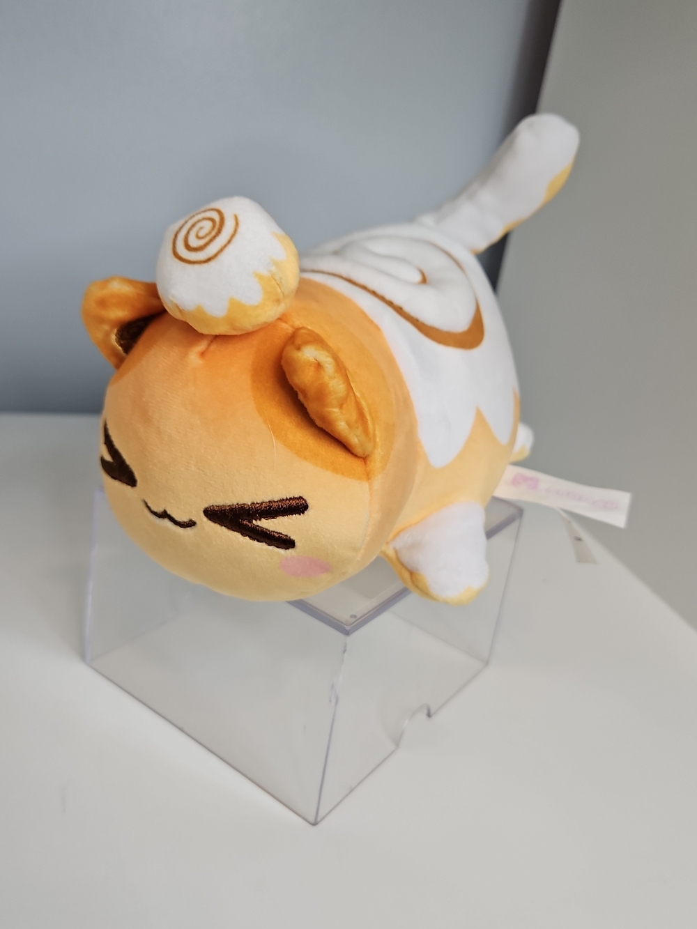 Official Aphmau MeeMeows Litter 3 Mystery Surprise Cinnamon Roll Cat 6” Plush